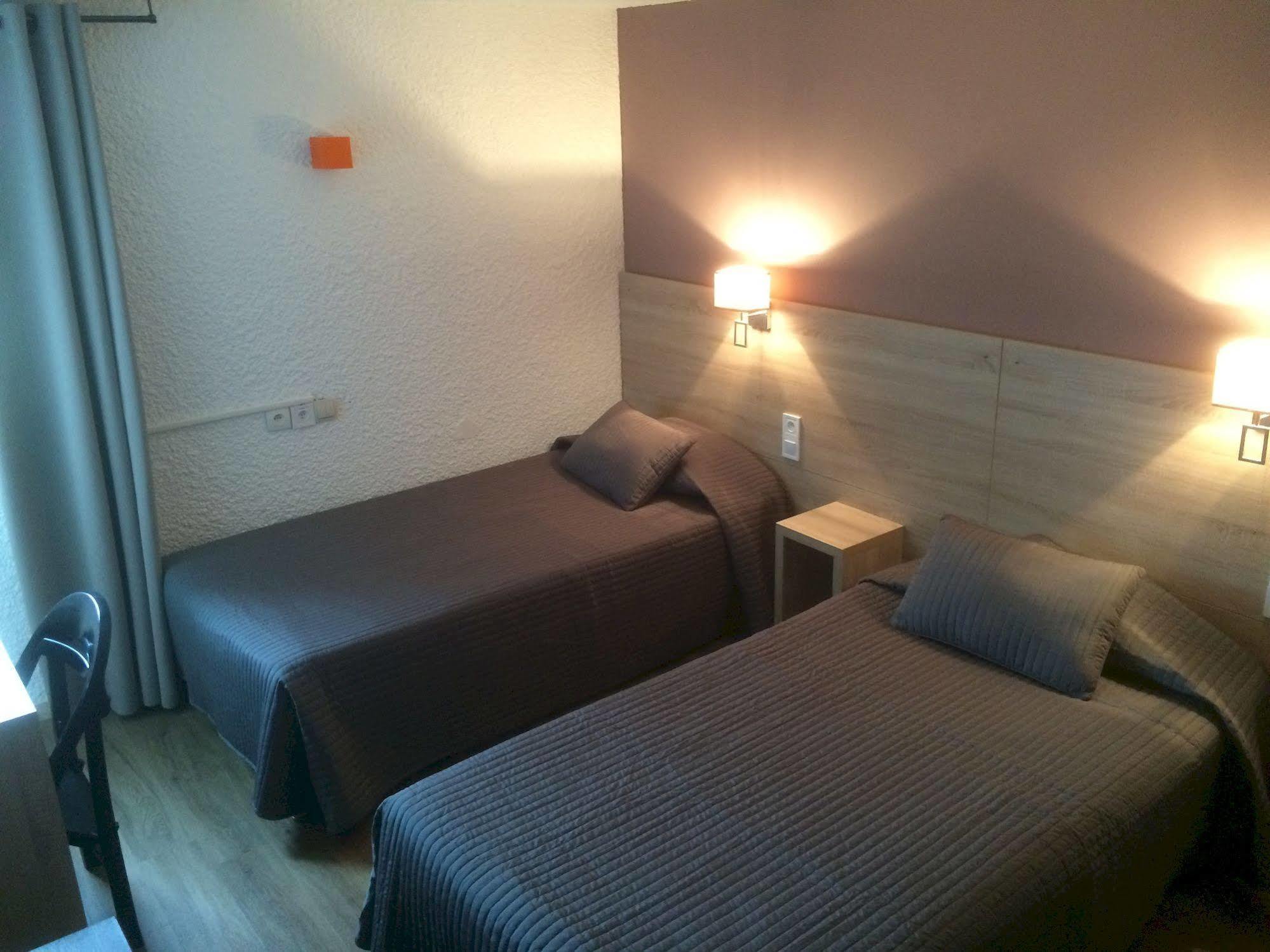 Hotel Les Tourrades Cannes Luaran gambar